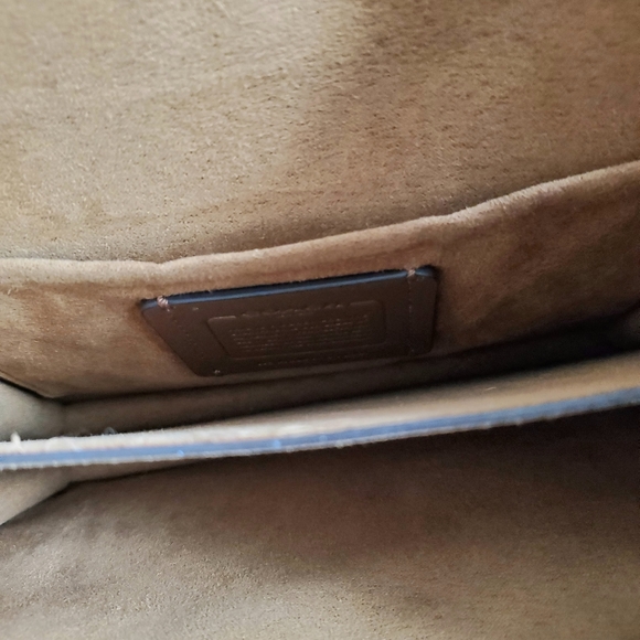 Coach Rainbow Ivory gold chain purse Crossbody Handbag bag - Picture 13 of 13